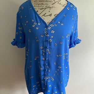 Button up flower blouse